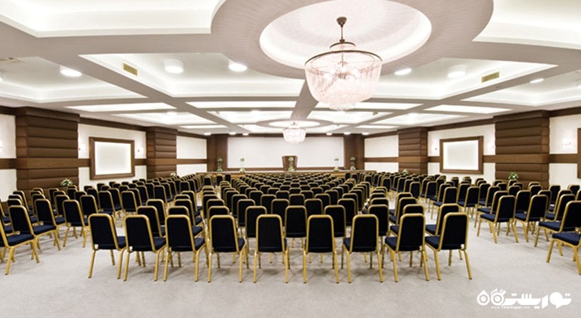 سالن برگزاری همایش و جلسات